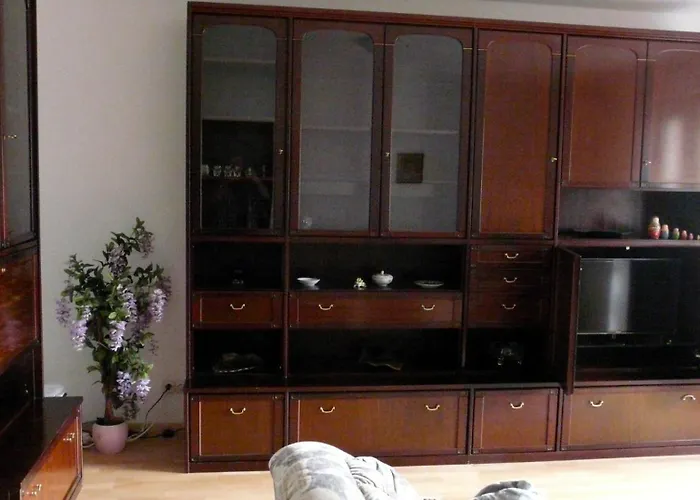 Pfalzsprung 42, 55543 *